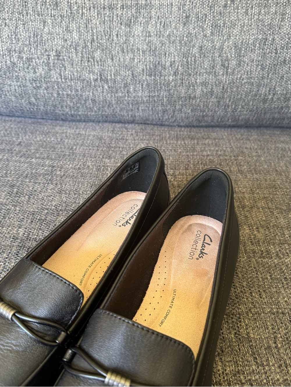 Clarks Juliet Shine Loafers Small Bow Detail Slip On - Picture 5 of 8